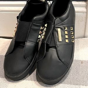 Black & Gold Rocawear Shoes